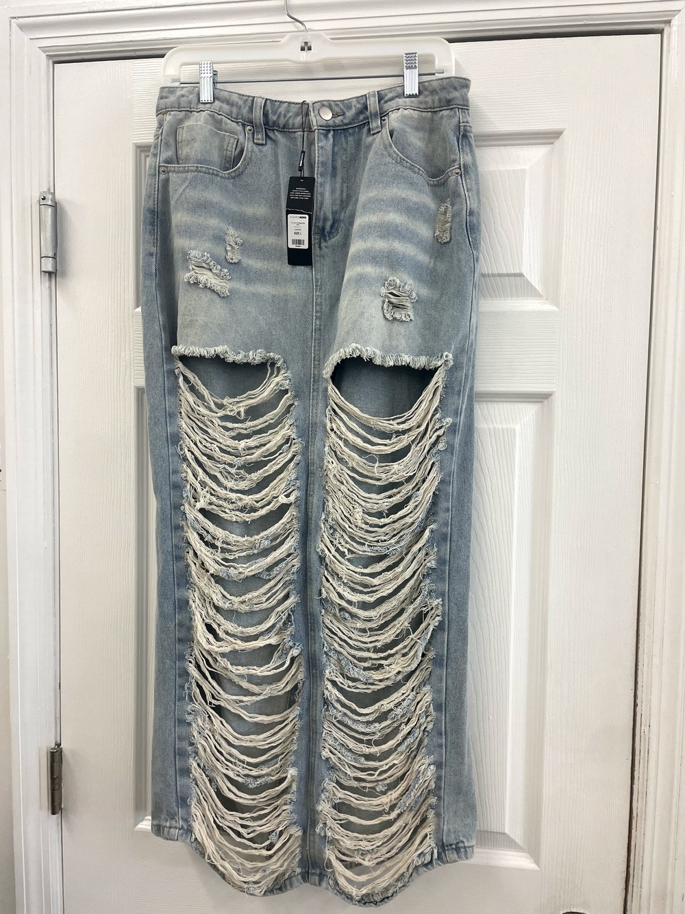 Fashion Nova Distressed Light Blue Women's Ripped Jeans